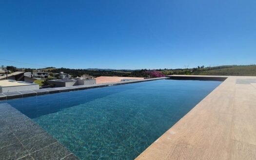 Ótima Casa à Venda em Bragança Paulista